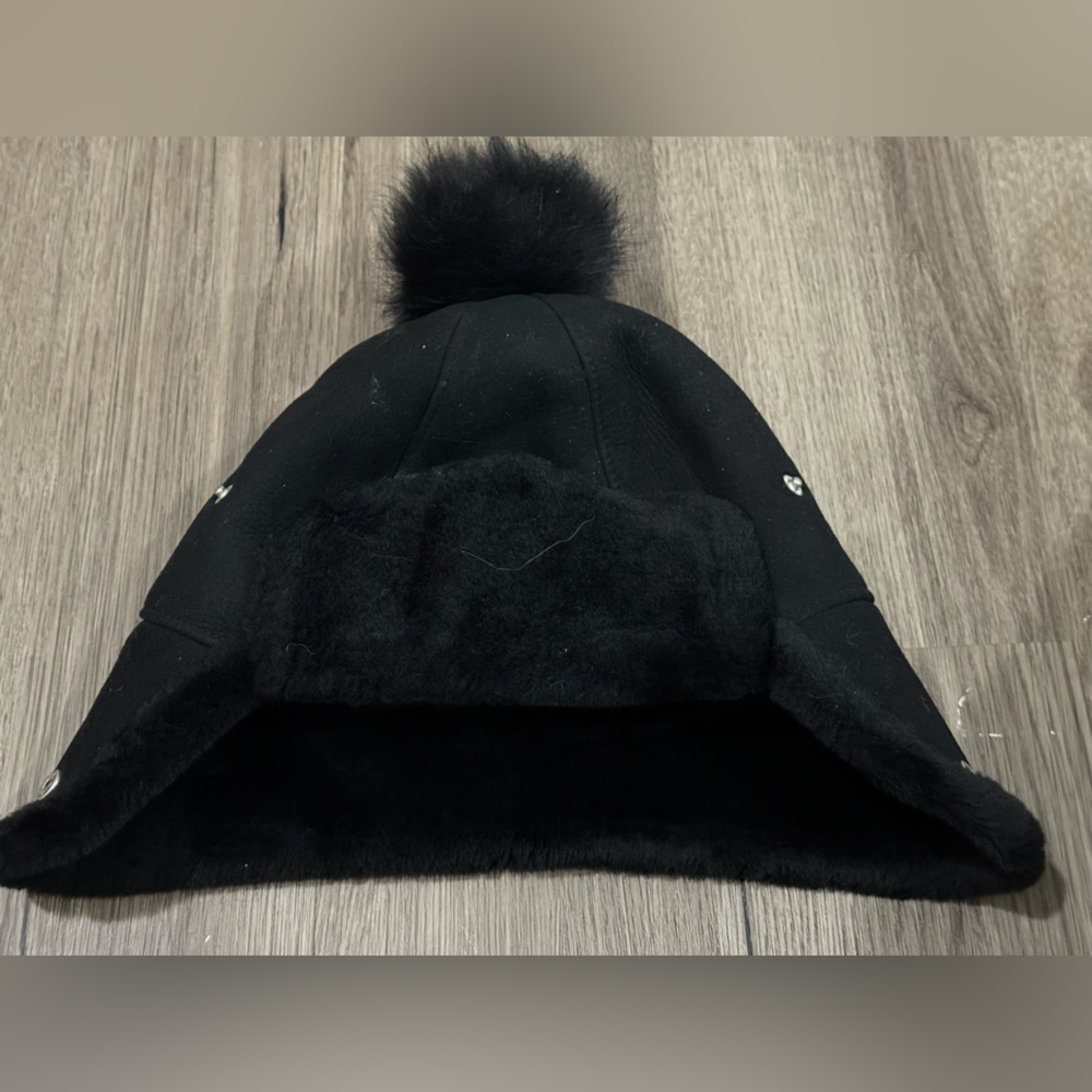 Ugg Hat - image 4
